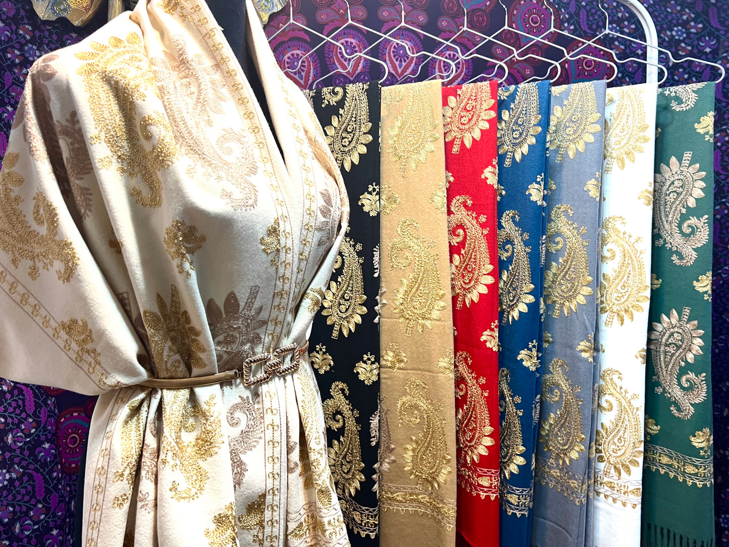 Pashminas bordadas