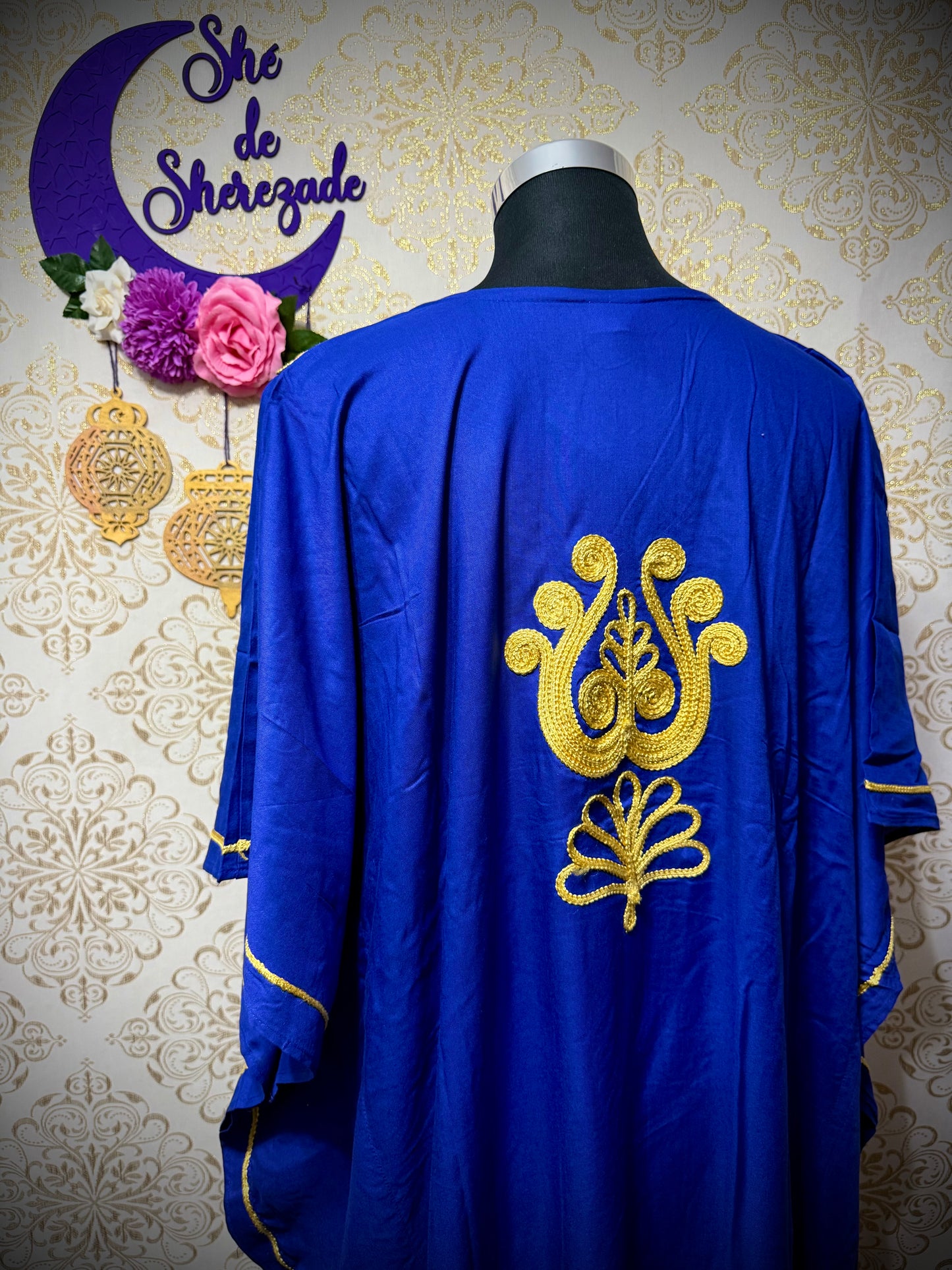 *Kandora talla grande