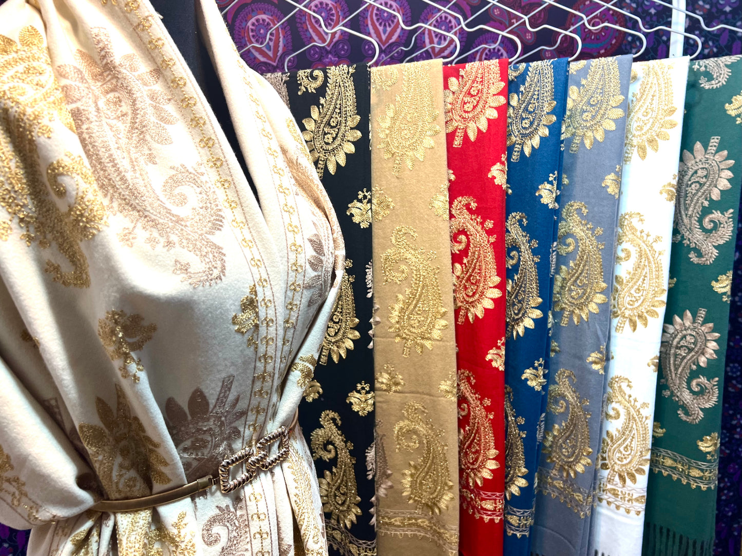 Pashminas bordadas