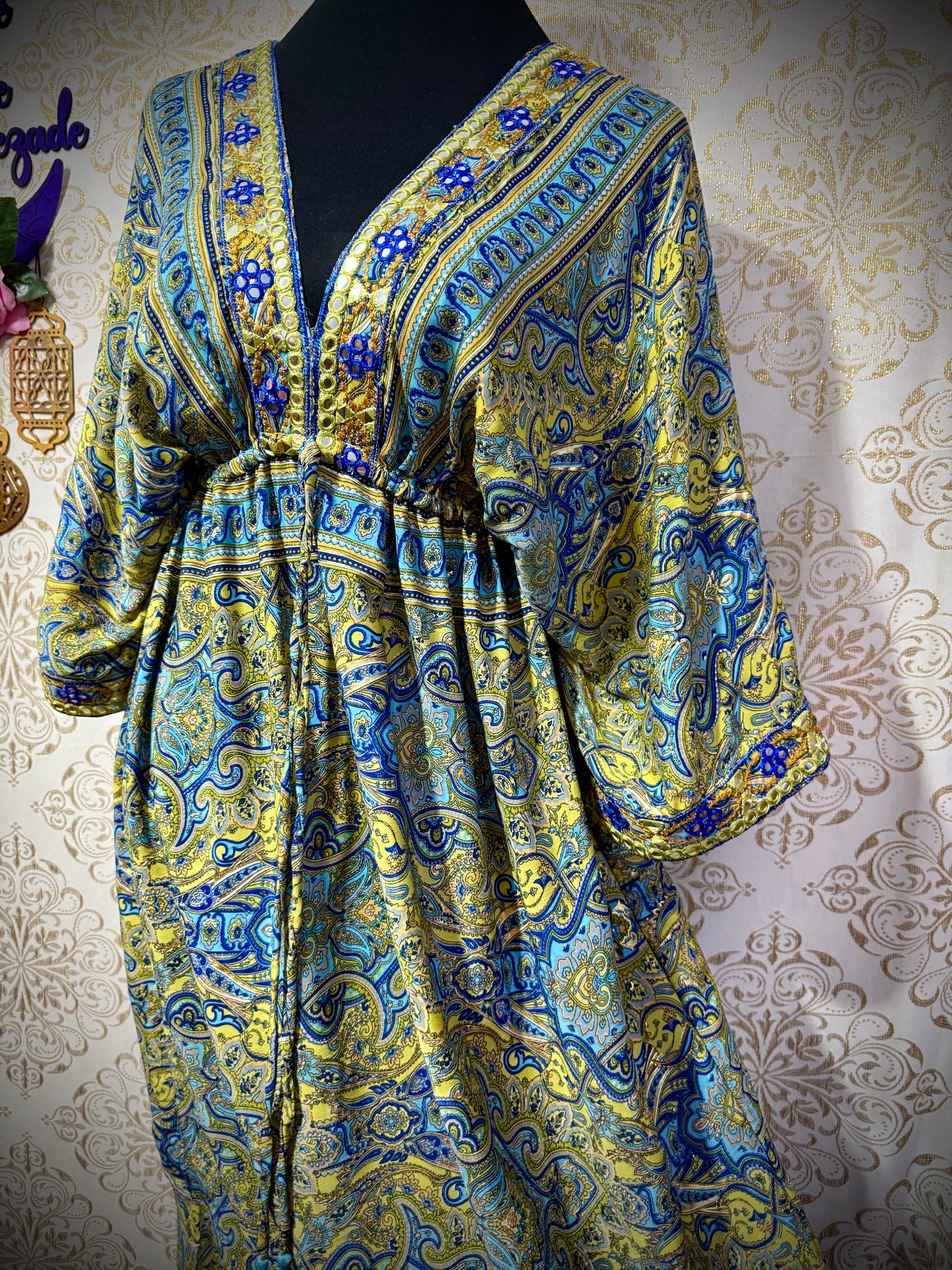 *Vestido Indio bordado