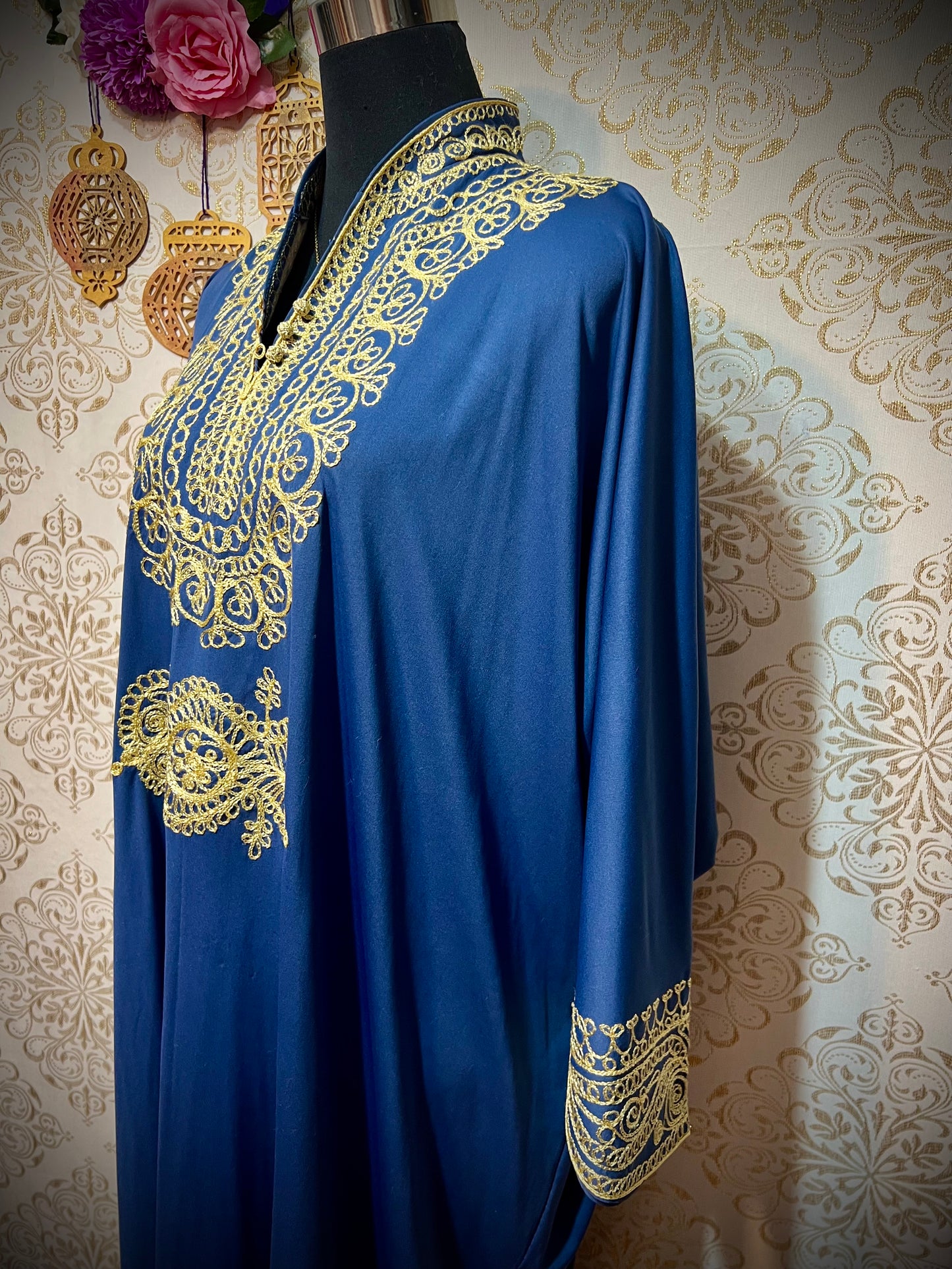 Kandora bordada