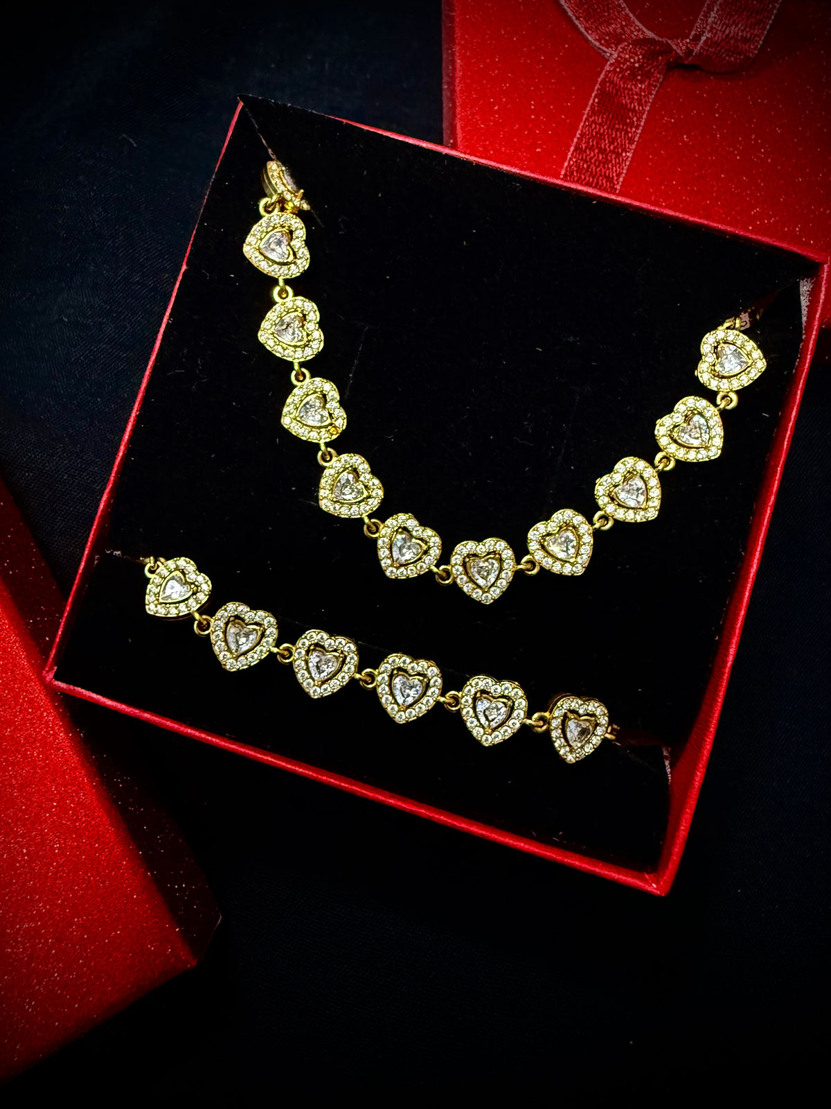 *Colgante circonitas