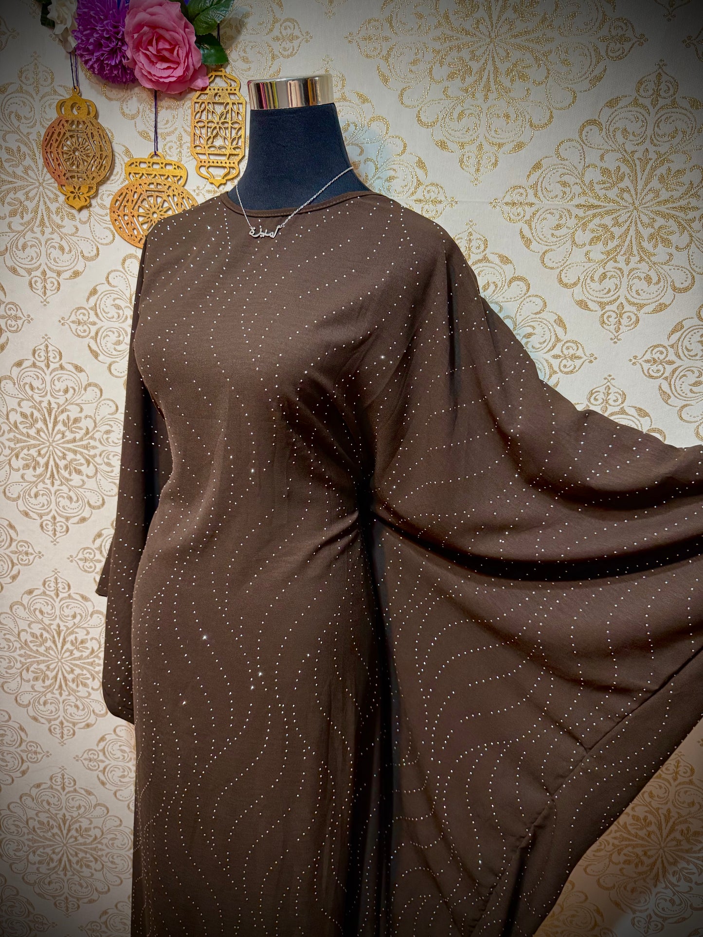 Abaya Amira