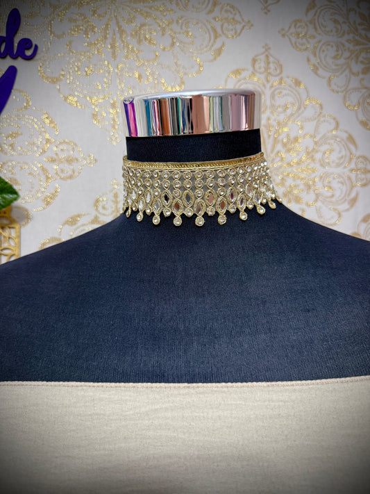 *Collar espejo