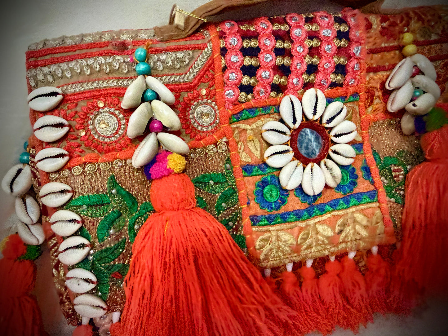 *Bolso Banjara