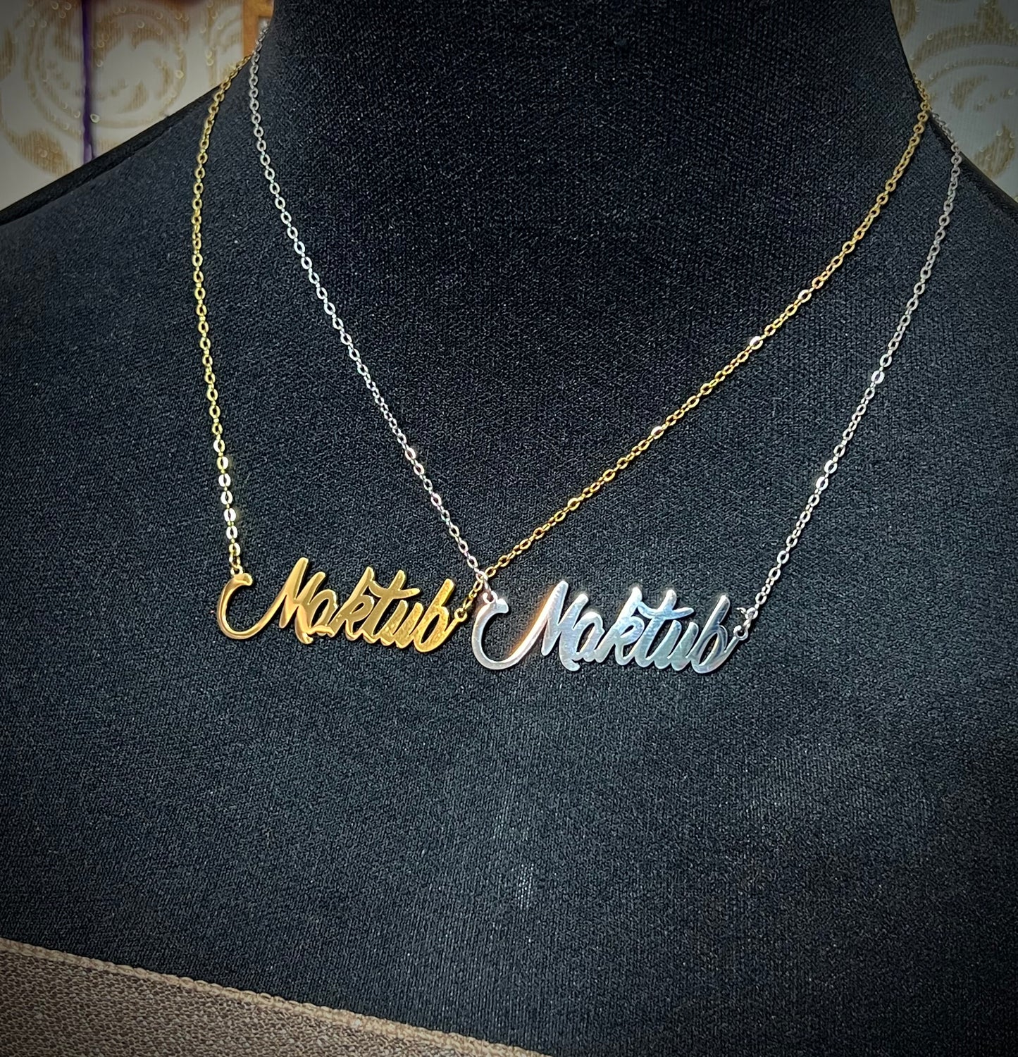 Collar Maktub