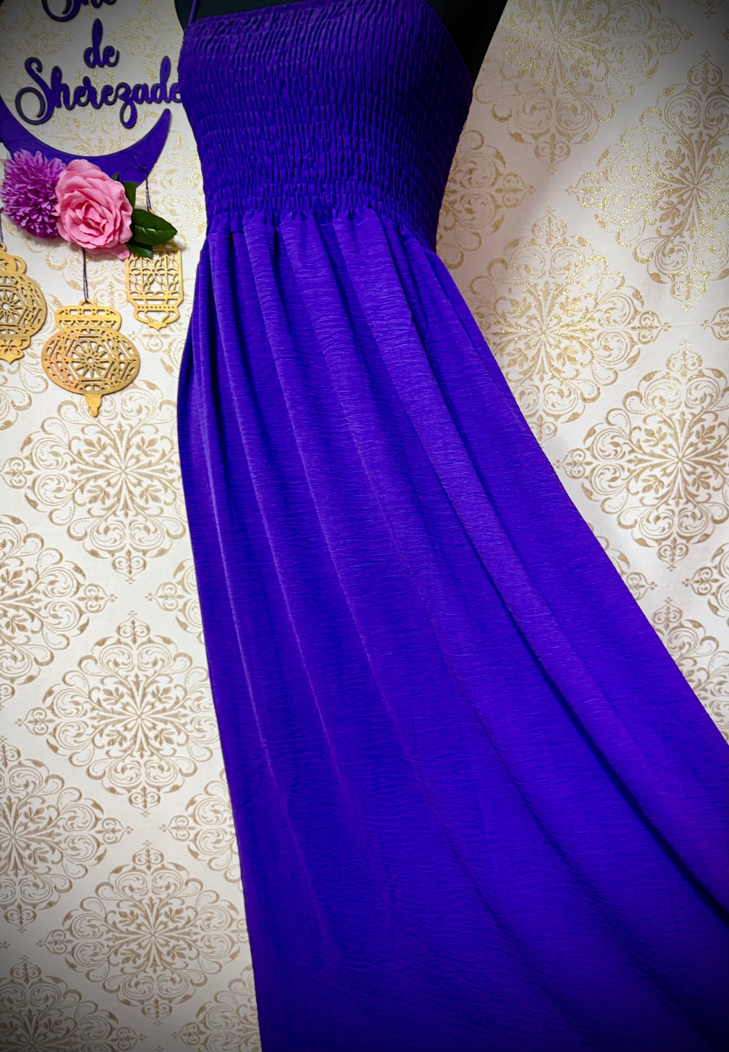 *Vestido nido