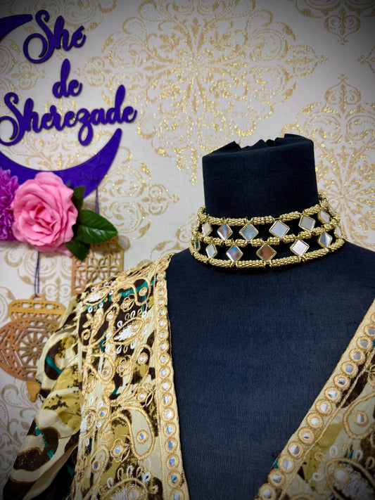 *Collar espejo